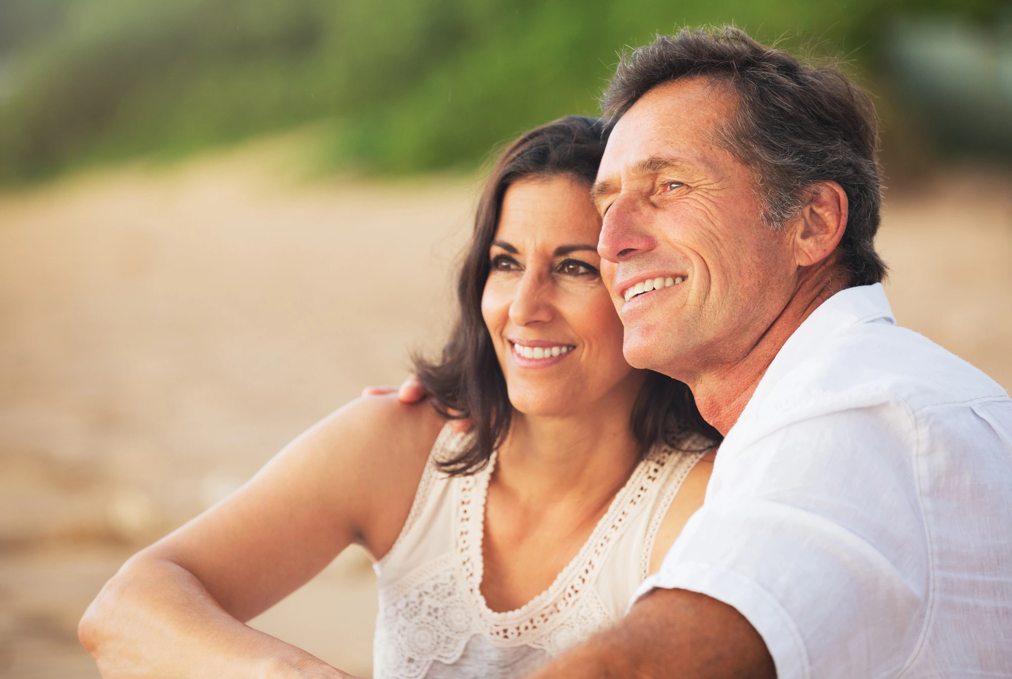 happy-couple-after-dealing-with-a-dental-emergency-in-Richmond