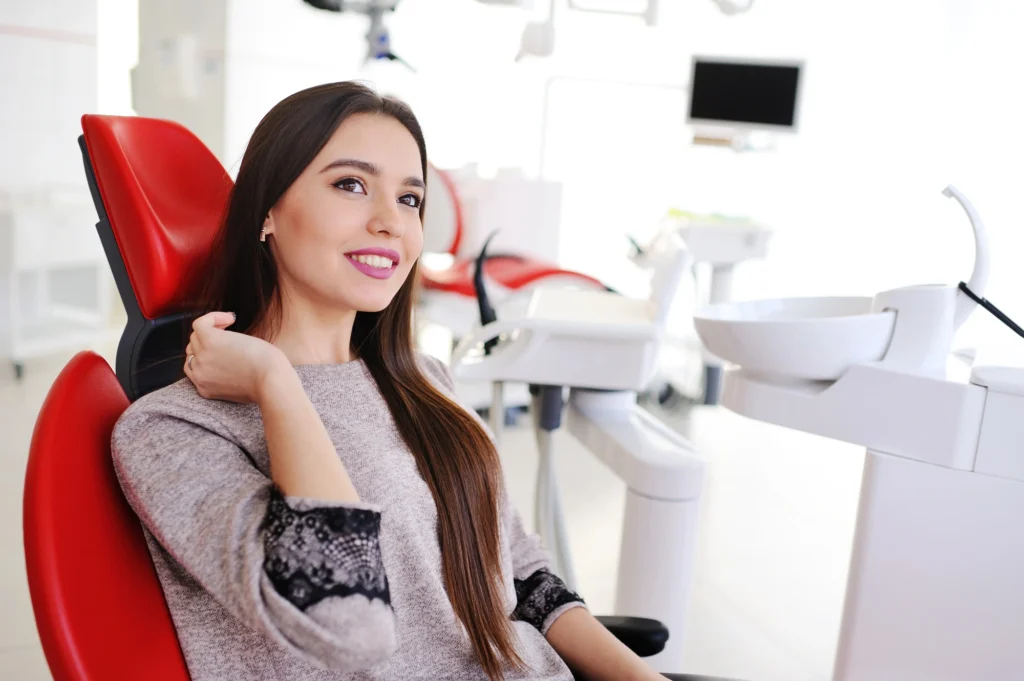 woman getting fillings treatment in Richmond